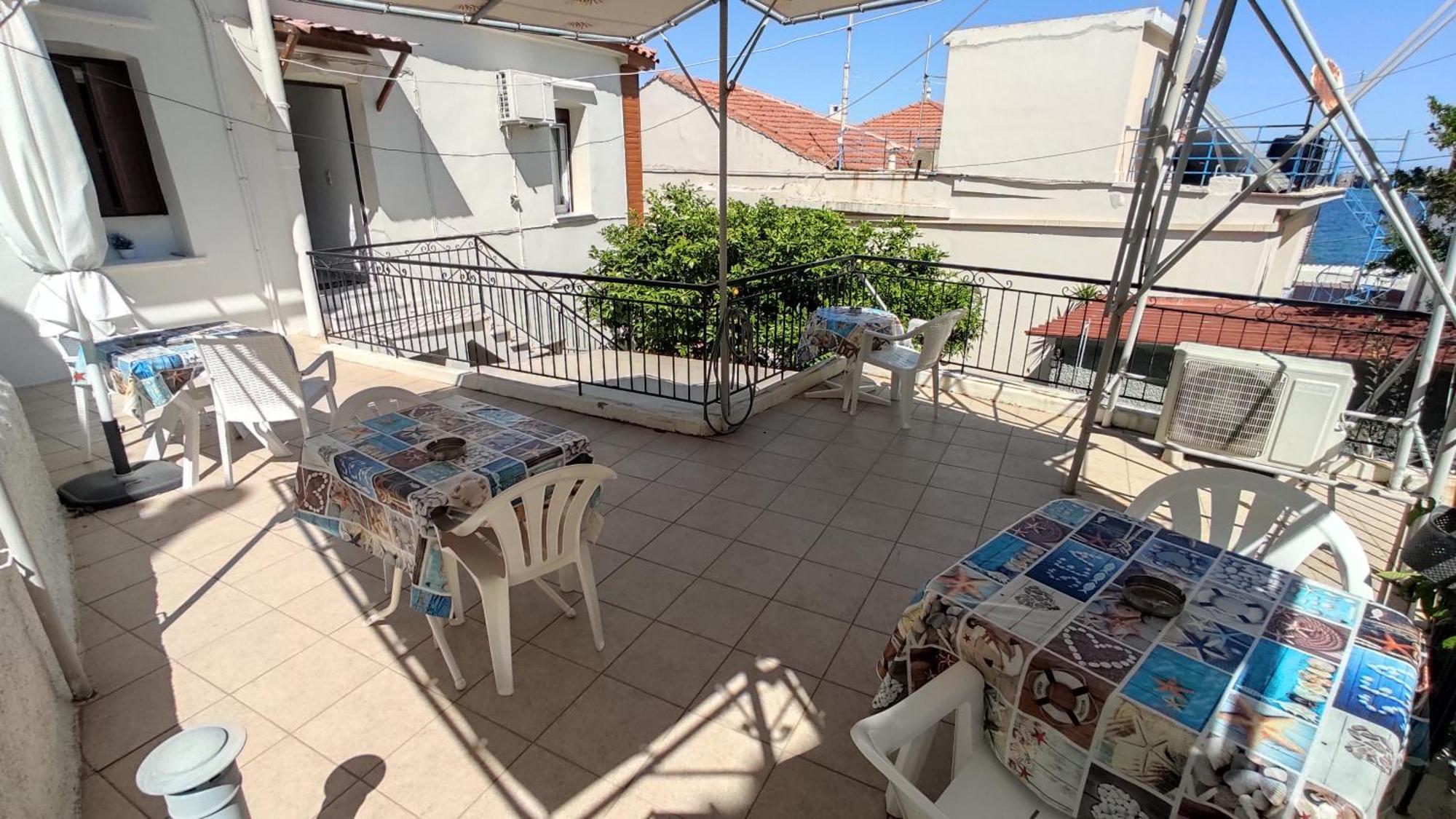 Angelos Rooms Mytilene Exterior photo