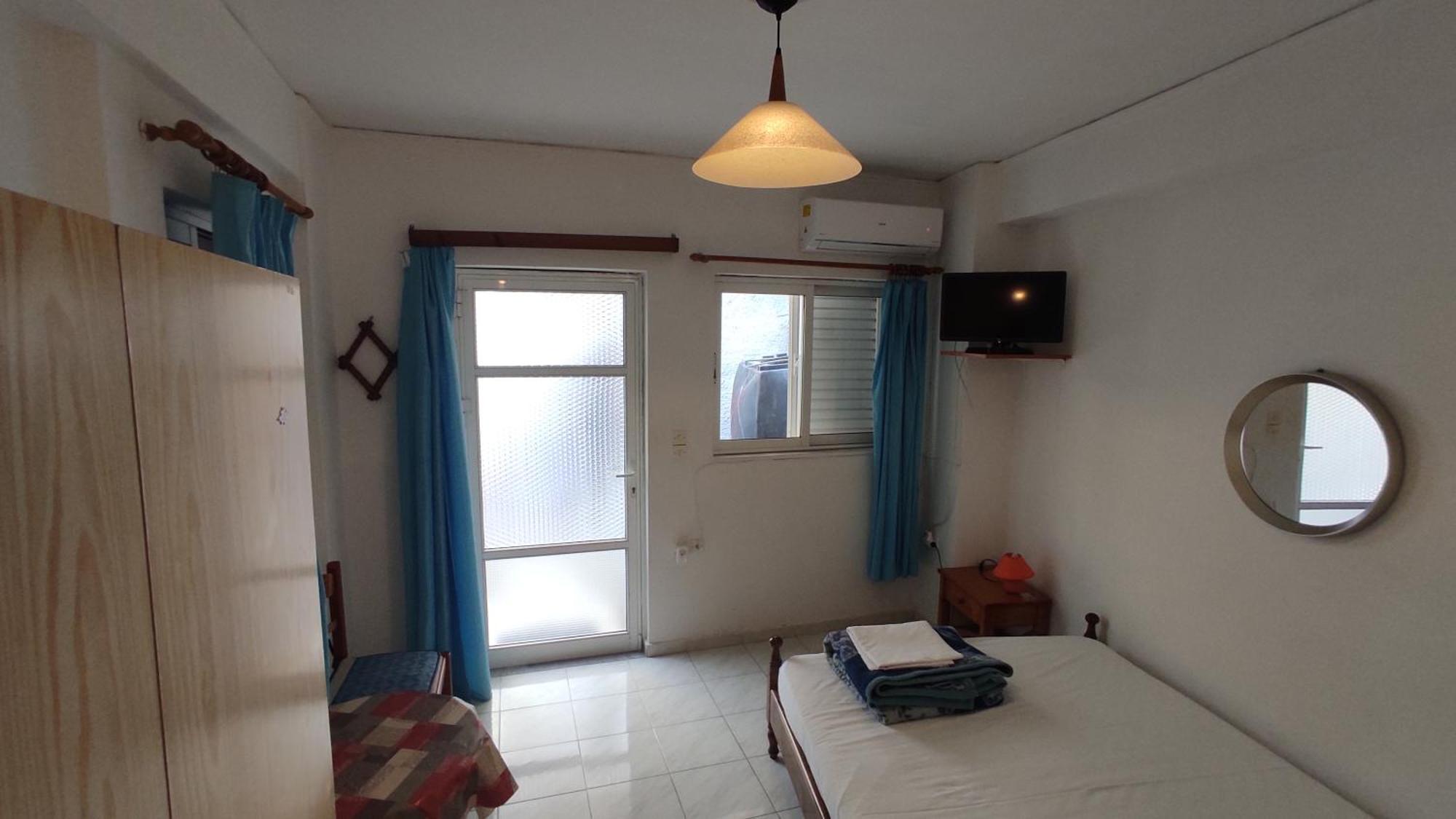 Angelos Rooms Mytilene Exterior photo